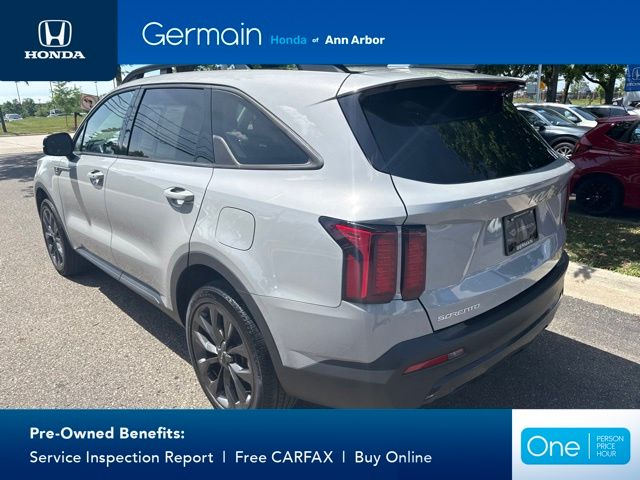 Used 2023 Wolf Gray Kia X-Line EX image 12