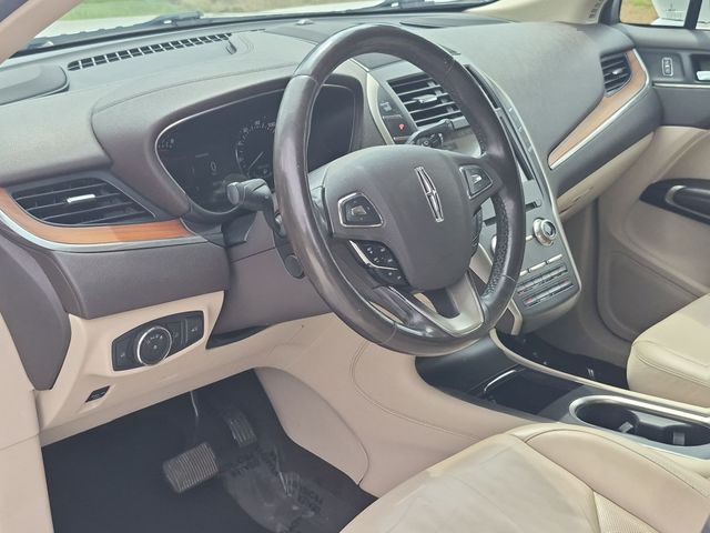 2017 Lincoln MKC - Image 11