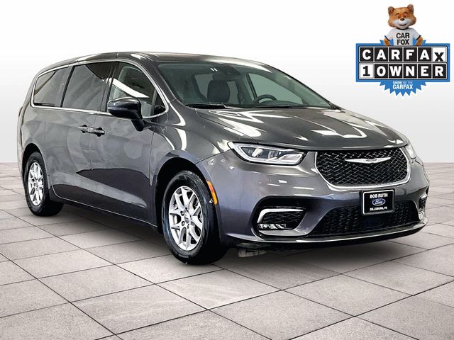 2023 Chrysler Pacifica Touring L Gray at Auto Express Mitsubishi