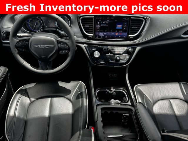 2025 Chrysler Pacifica Limited White at Big Star Chrysler Jeep Dodge Ram 