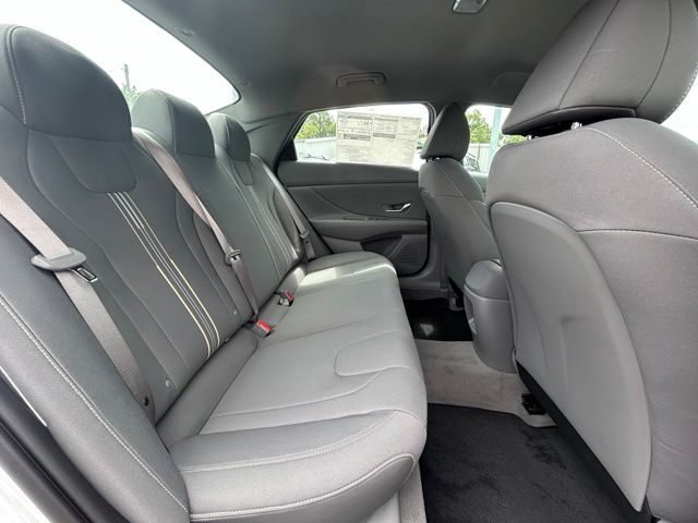 HyundaiElantra6