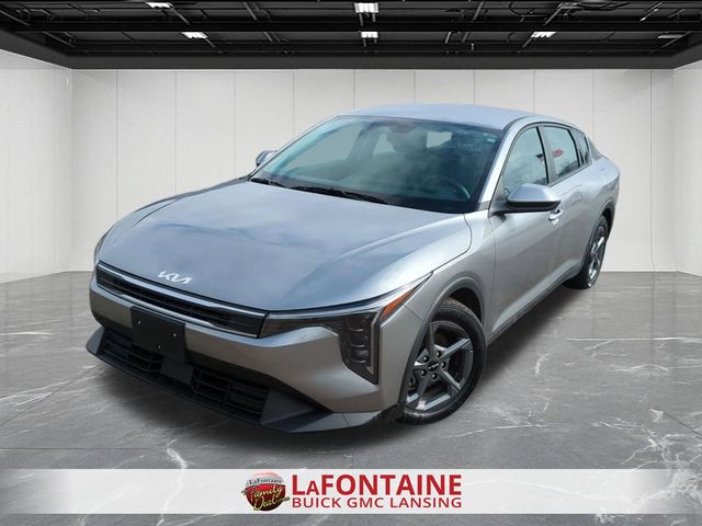 2025 Kia K4 LXS FWD