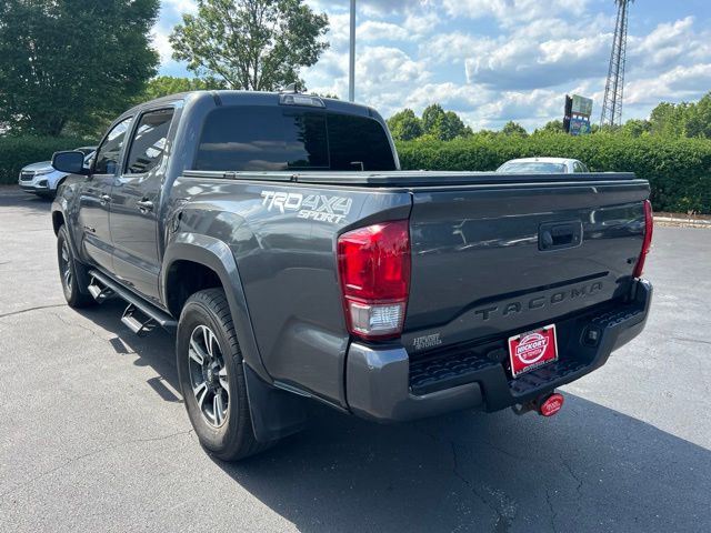 2017 Toyota Tacoma TRD Sport - Photo 10