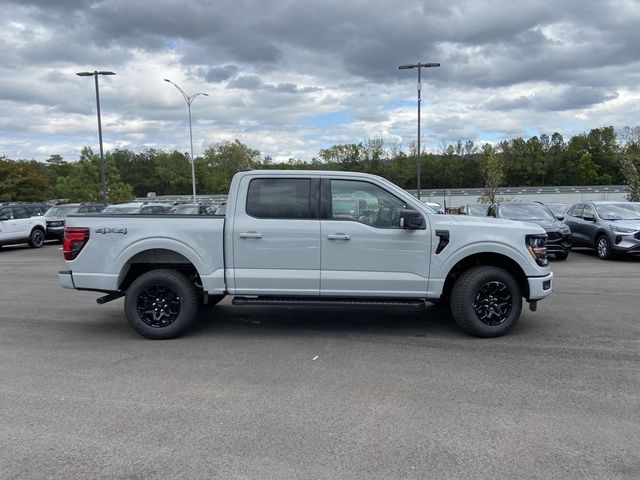 2024 Ford F-150 XLT 2