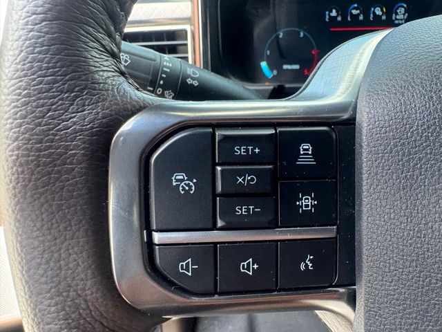 Used 2025 White Ford King Ranch image 18