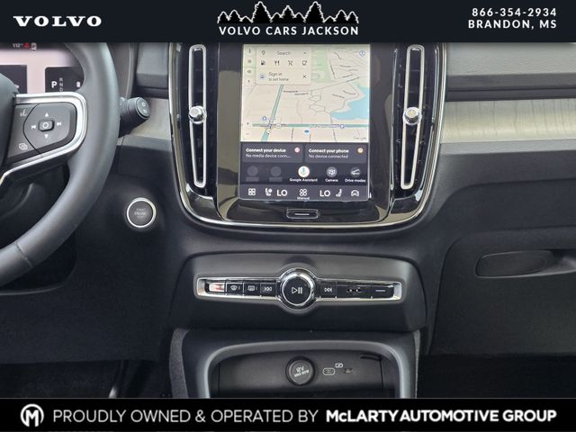 Used 2024 Volvo XC40 SUV