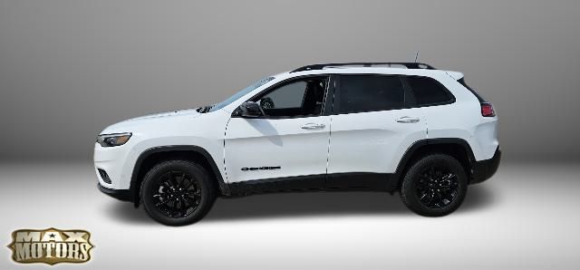 2023 Jeep Cherokee Altitude 4