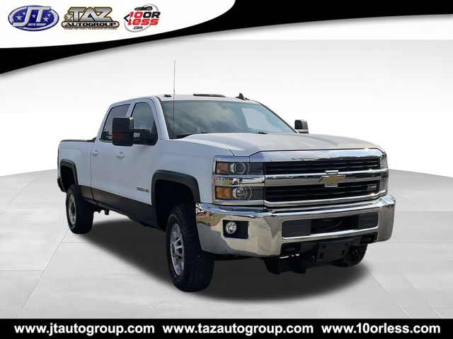 Summit White 2016 Chevrolet Silverado 2500HD Pickup Truck Four-Wheel Drive 6-Speed Automatic Overdrive