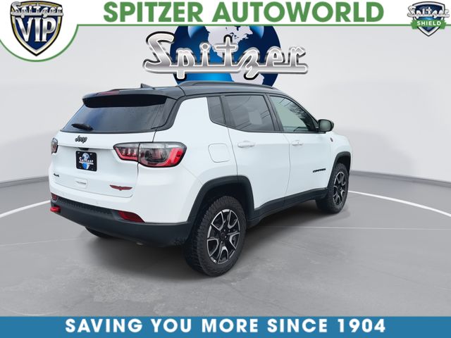Used 2025 White Jeep Trailhawk image 9