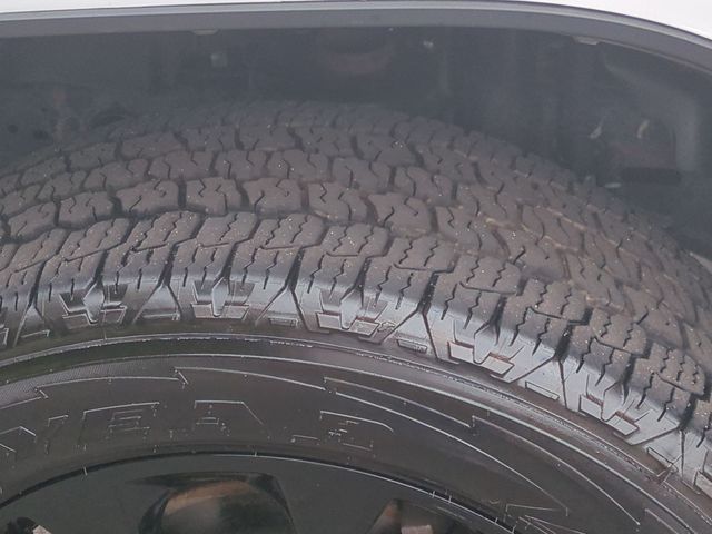 Used 2021 White Jeep Overland image 20