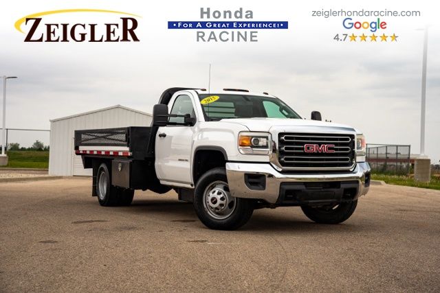 Summit White 2015 GMC Sierra 3500HD Pickup Truck 4X2 6-Speed Automatic