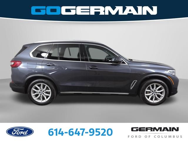 Certified Used 2019 Gray BMW xDrive40i image 7