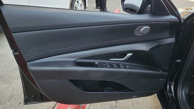 2021 Hyundai Elantra Hybrid