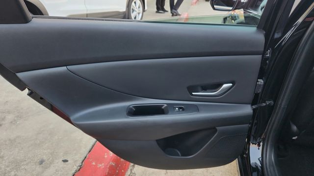 2021 Hyundai Elantra Hybrid