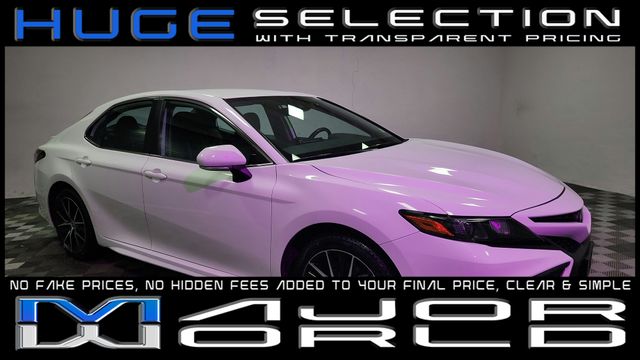 2024 Toyota Camry SE FWD