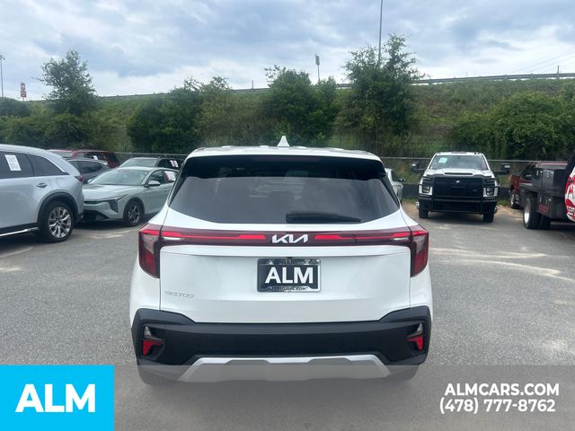 Used 2026 White Kia LX image 6