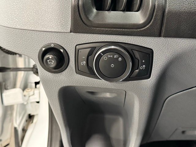 2015 Ford Other 350 XL HD photo