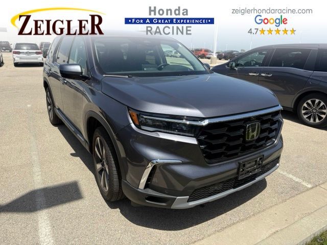 Gray (Modern Steel Metallic) 2025 Honda Pilot SUV / Crossover All-Wheel Drive Automatic