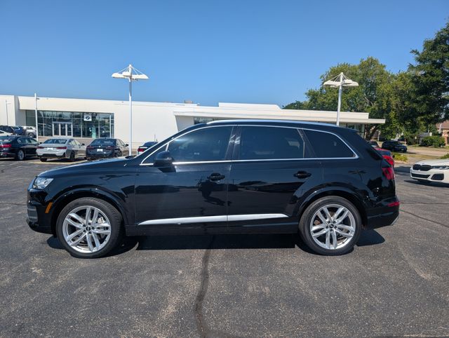 2017 Audi Q7 Prestige AWD photo