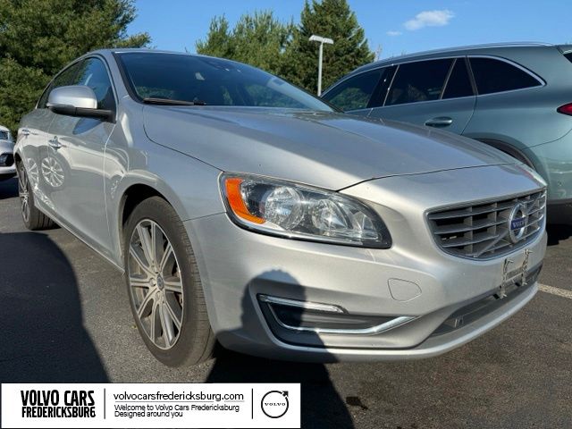 Bright Silver Metallic 2018 Volvo S60 T5 Inscription Sedan Front-Wheel Drive Automatic