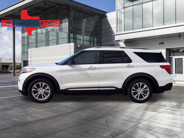 2021 White Ford Explorer Limited RWD SUV