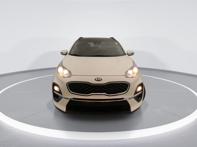 Used 2022 White Kia EX image 7