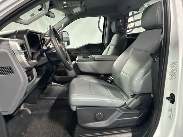 New 2023 White Ford XL image 19