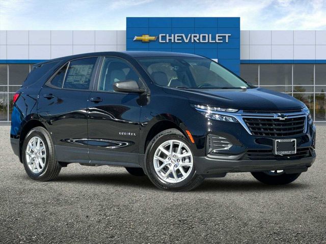 2024 Chevrolet Equinox LS 2