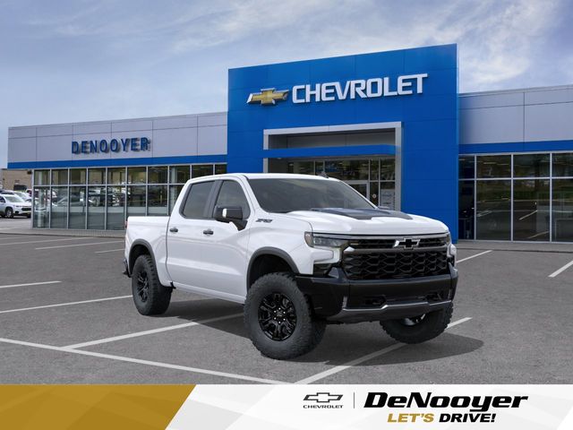 Summit White 2026 Chevrolet Silverado 1500 Pickup Truck Four-Wheel Drive Automatic