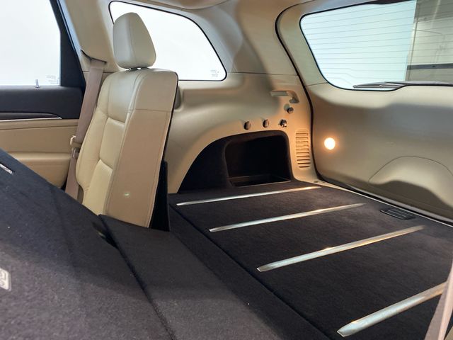 Used 2017 White Jeep Limited image 16