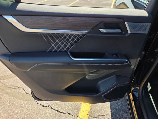 2025 GMC Acadia AWD Denali