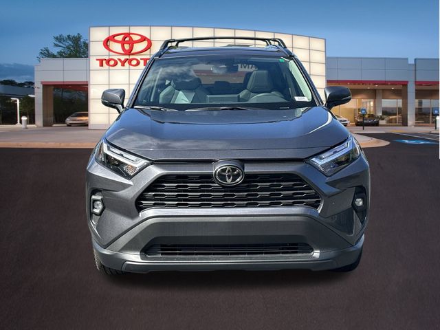 2024 Toyota RAV4 XLE Premium 24