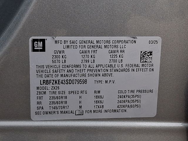 used 2025 Buick Envision car, priced at $30,840