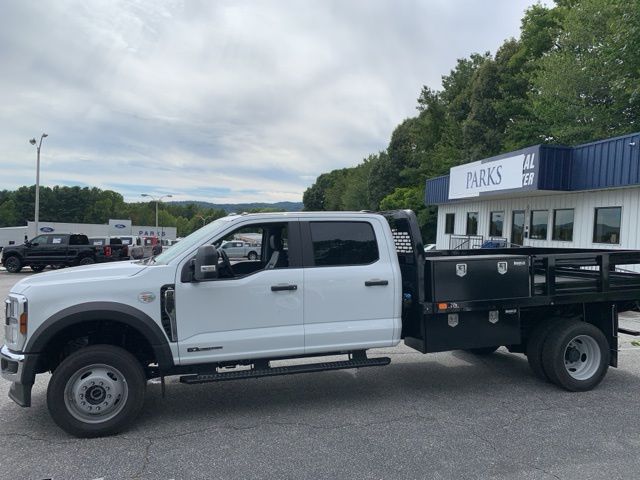 2024 Ford F-550SD  2