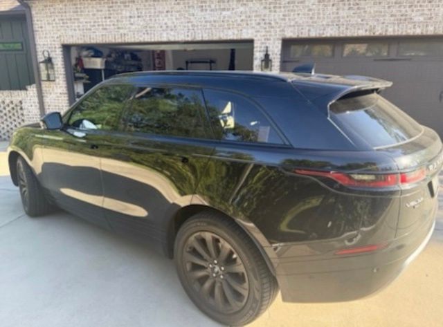 Used 2021 Black Land Rover S image 3