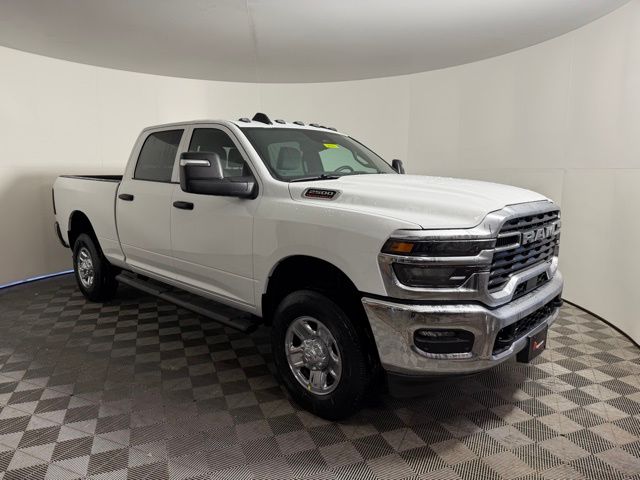 2026 RAM 2500 Tradesman Crew Cab 4WD