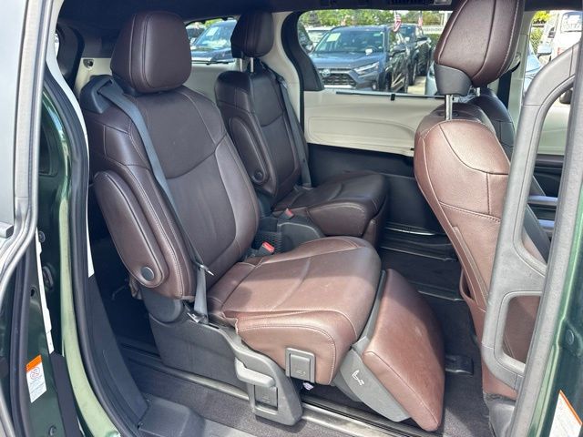 2024 Toyota Sienna - $51,888