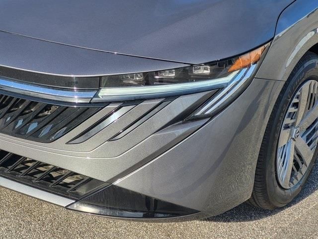 New 2026 Gray Nissan S image 7
