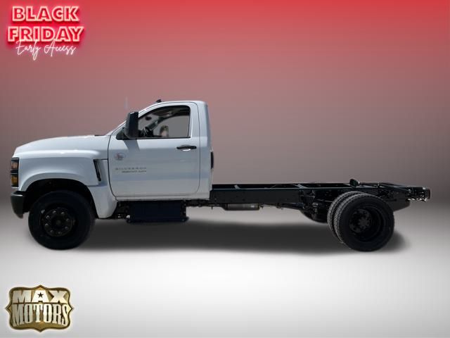 2023 Chevrolet Silverado 4500HD Work Truck 6