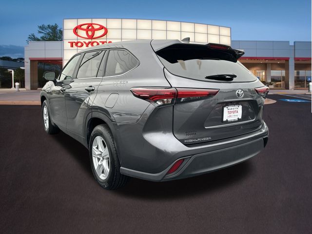 2024 Toyota Highlander LE 30