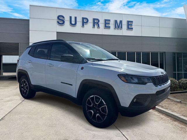 Bright White Clearcoat 2025 Jeep Compass Trailhawk 4WD SUV / Crossover Four-Wheel Drive 8-Speed Automatic