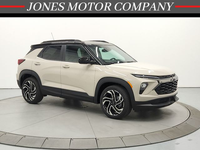 White 2026 Chevrolet Trailblazer SUV / Crossover Front-Wheel Drive Continuously Variable Transmission
