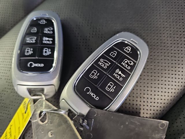 Used 2024 Gold Hyundai Limited image 34