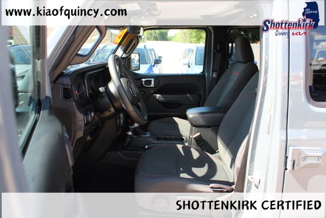Used 2025 Jeep Wrangler SUV