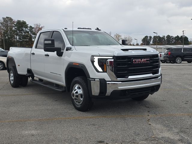 2024 GMC Sierra 3500HD Pro:44071A