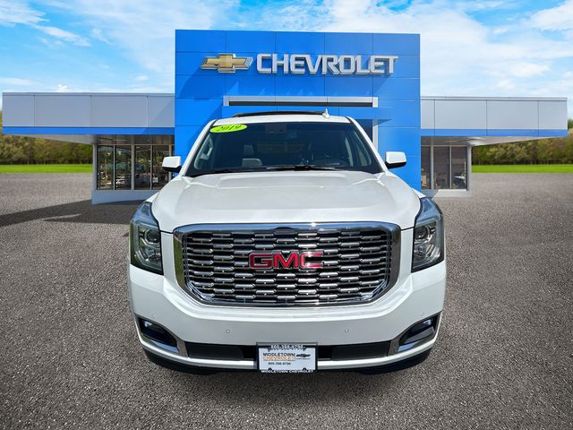2019 GMC Yukon - Image 2