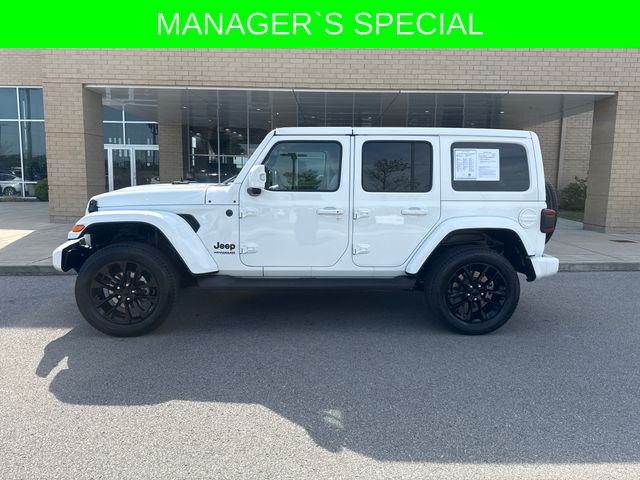 Bright White Clearcoat 2022 Jeep Wrangler SUV / Crossover  8-Speed Automatic