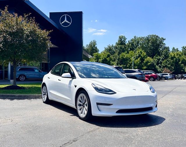 Pearl White Multi-Coat 2023 Tesla Model 3 Sedan Rear-Wheel Drive 1-Speed Automatic