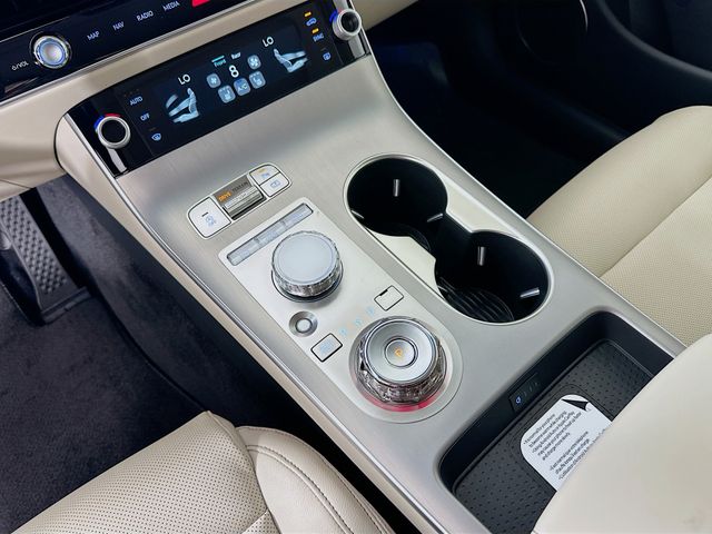 Thumbnail: 2026 Genesis GV70 - 15