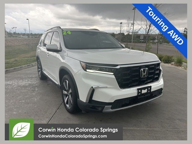 Platinum White Pearl 2024 Honda Pilot SUV / Crossover All-Wheel Drive Automatic